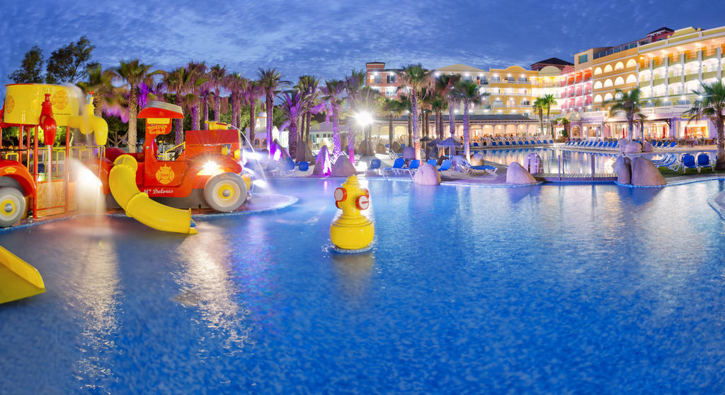 Mediterraneo Bay Hotel & Resort โรเกตัสเดมาร์ ภายนอก รูปภาพ
